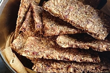 Kerniges Knäckebrot 30