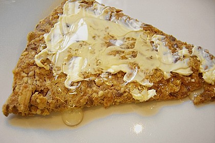 Kerniges Knäckebrot 37