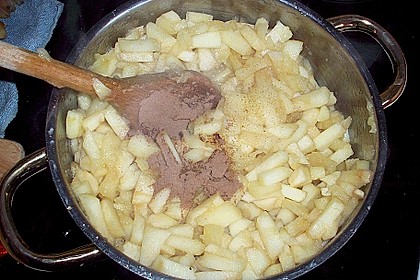 Apfelkuchen, gedeckt 57