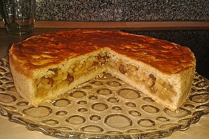 Apfelkuchen, gedeckt 10