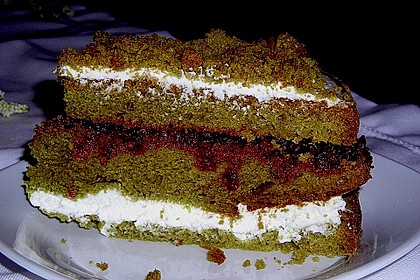 Steirische Preiselbeer - K&uuml;rbiskern&ouml;ltorte 6