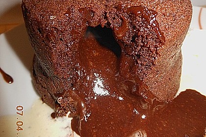 Schokolade - Kuchen mit fl&uuml;ssigem Kern &aacute; la Italia 67