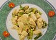 H&auml;hnchengeschnetzeltes mit Spargel