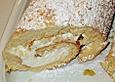 Biskuitrolle mit Zitronensahne