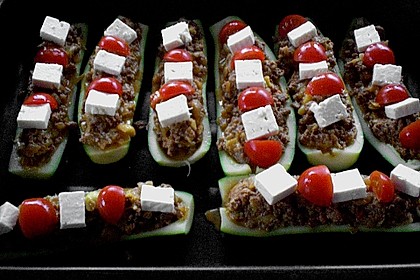Gef&uuml;llte Zuccini mit Hackfleisch und Fetak&auml;se 4