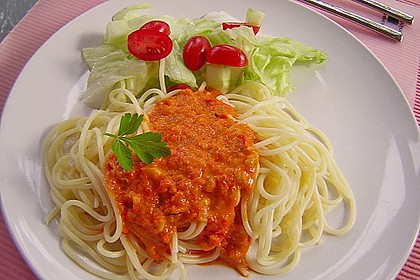 Spaghetti mit Paprika - Rahm - Sauce 4