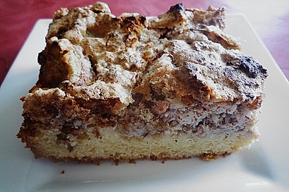 Rhabarberkuchen mit Nussbaiser 13