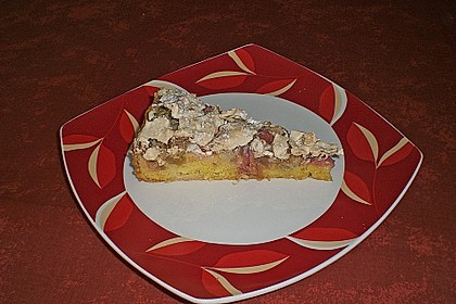 Rhabarberkuchen mit Nussbaiser 16