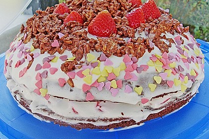 Erdbeer - Crunch - Torte 8