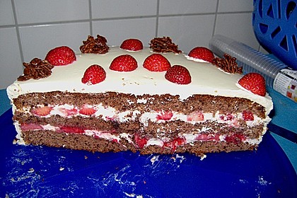 Erdbeer - Crunch - Torte 11