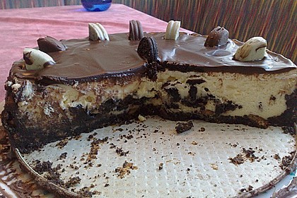 Oreo Cookie Cheesecake 10