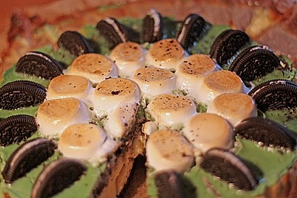 Oreo Cookie Cheesecake 16