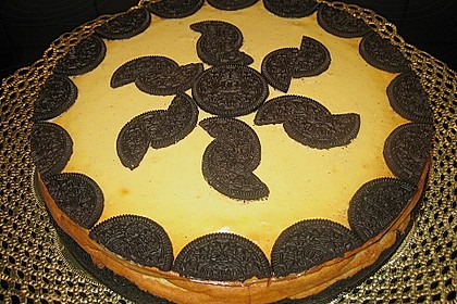 Oreo Cookie Cheesecake 23