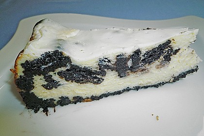 Oreo Cookie Cheesecake 27