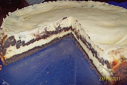 Oreo Cookie Cheesecake 30