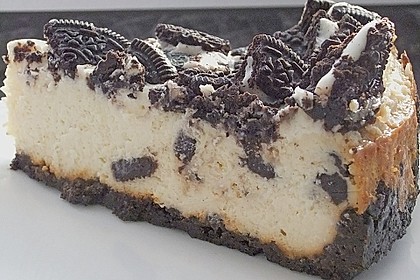 Oreo Cookie Cheesecake 31