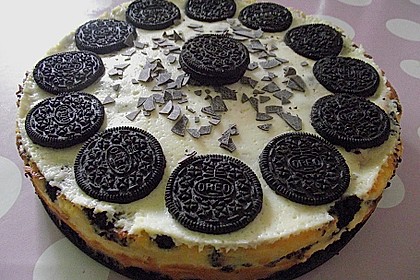 Oreo Cookie Cheesecake 48