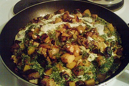 Bratkartoffeln mit Eiern und Kr&auml;utern 7