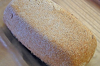 Mein Roggensauerteigbrot mit Sesamkruste 2