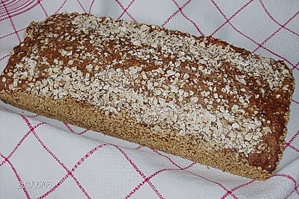 Mein Roggensauerteigbrot mit Sesamkruste 14