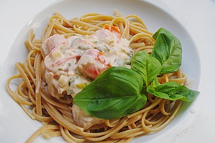 Spaghetti mit Frischk&auml;se - Thunfisch - Sauce 7
