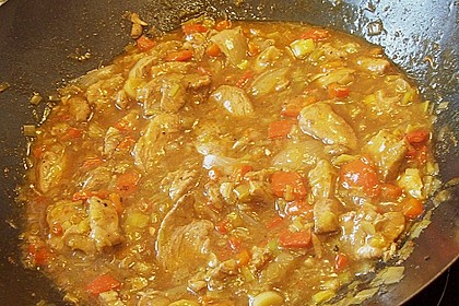 Asia - Hähnchenbrust in pikanter Gemüse - Sauce 12