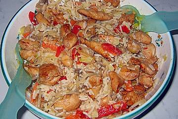 Asiatischer Reissalat