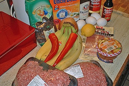 Bratwurst - Curry - B&auml;llchen mit Peperoni - Gnocchi an R&ouml;stzwiebeln