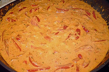 Hackbällchen in Paprikarahmsauce 54