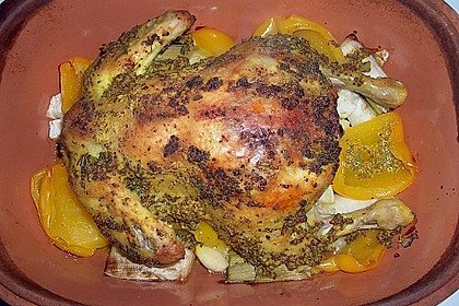 Brath&auml;hnchen auf Gem&uuml;sebeet