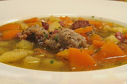 M&ouml;hren - Eintopf mit Bratwurstb&auml;llchen 1