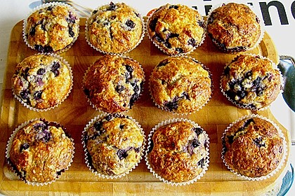 Mile high Blueberry Muffins 15