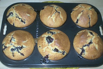 Mile high Blueberry Muffins 157