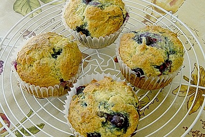 Mile high Blueberry Muffins 51