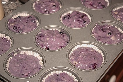 Mile high Blueberry Muffins 152