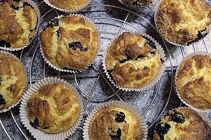 Mile high Blueberry Muffins 98