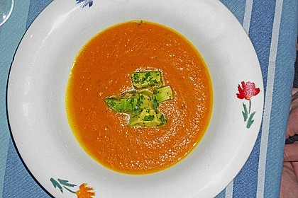 Möhrensüppchen mit Ingwer und Avocado 19