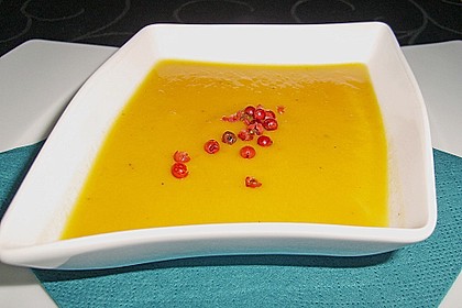 Möhrensüppchen mit Ingwer und Avocado 18