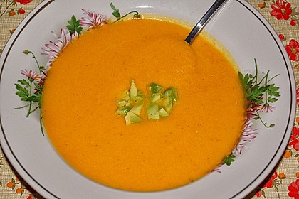 Möhrensüppchen mit Ingwer und Avocado 7
