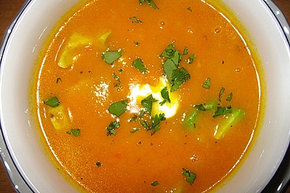 Möhrensüppchen mit Ingwer und Avocado 33