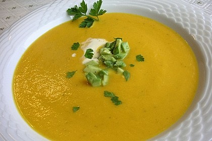 Möhrensüppchen mit Ingwer und Avocado 28
