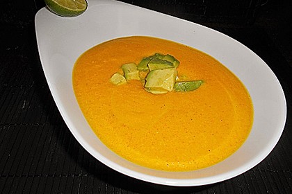 Möhrensüppchen mit Ingwer und Avocado 15