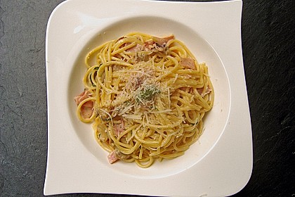 Zimt Carbonara