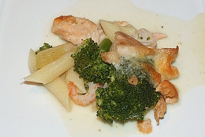 Nudel - Lachs - Brokkoli - Auflauf 6