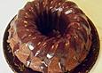 Saftiger Nusskuchen mit Schokolade