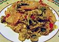 Asiapfanne mit Reis und Garnelen