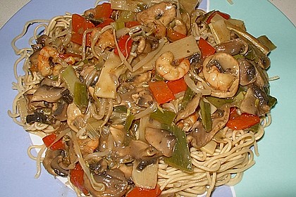 Asiapfanne mit Reis und Garnelen 5