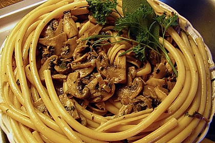 Makkaroni in Champignon - K&auml;se - So&szlig;e