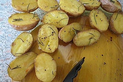 Rosmarinkartoffeln 53