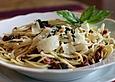 Spaghetti mit getrockneten Tomaten